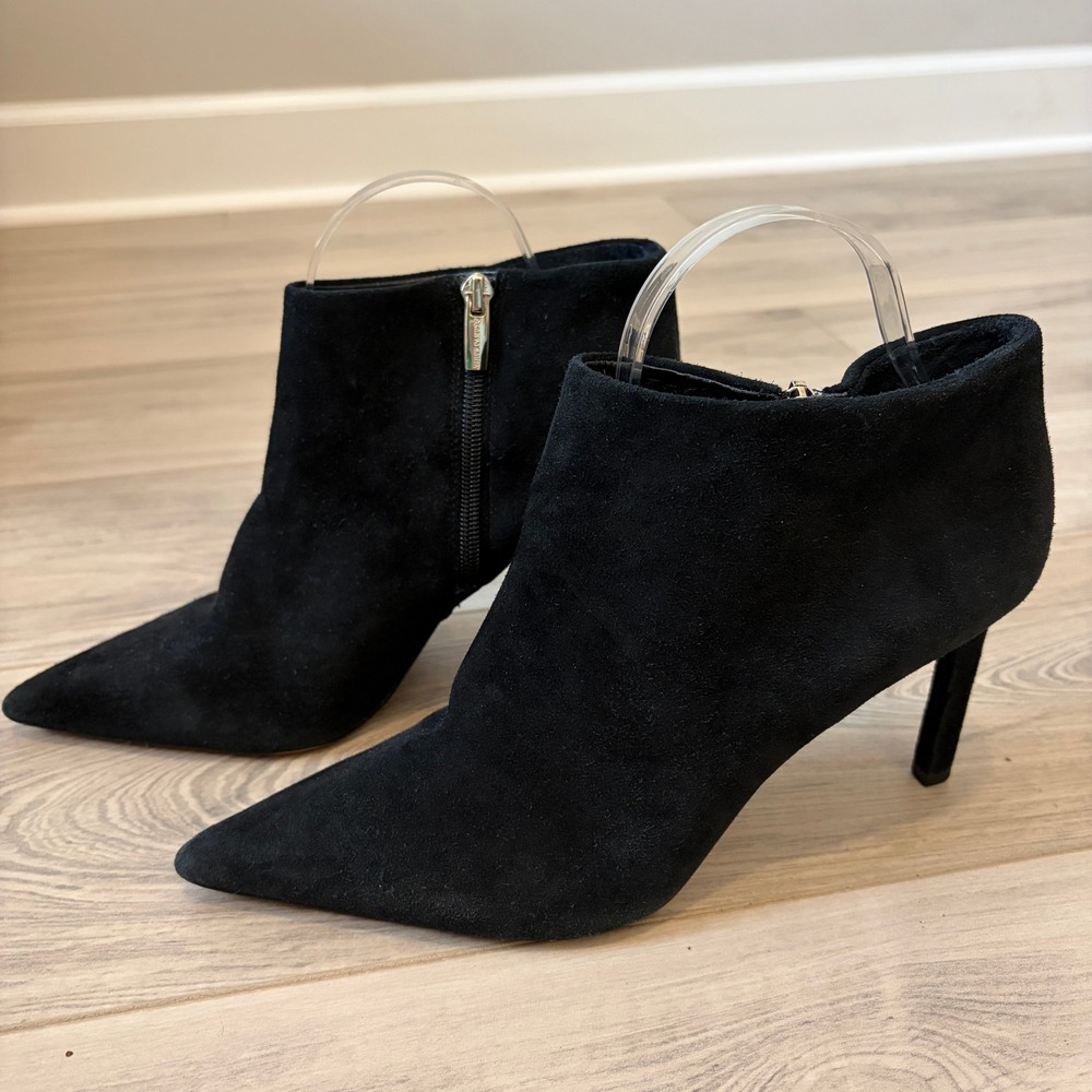 Vince Camuto Saston Pointed Toe Ankle Boot Stiletto Black 9.5M Suede Side Zip